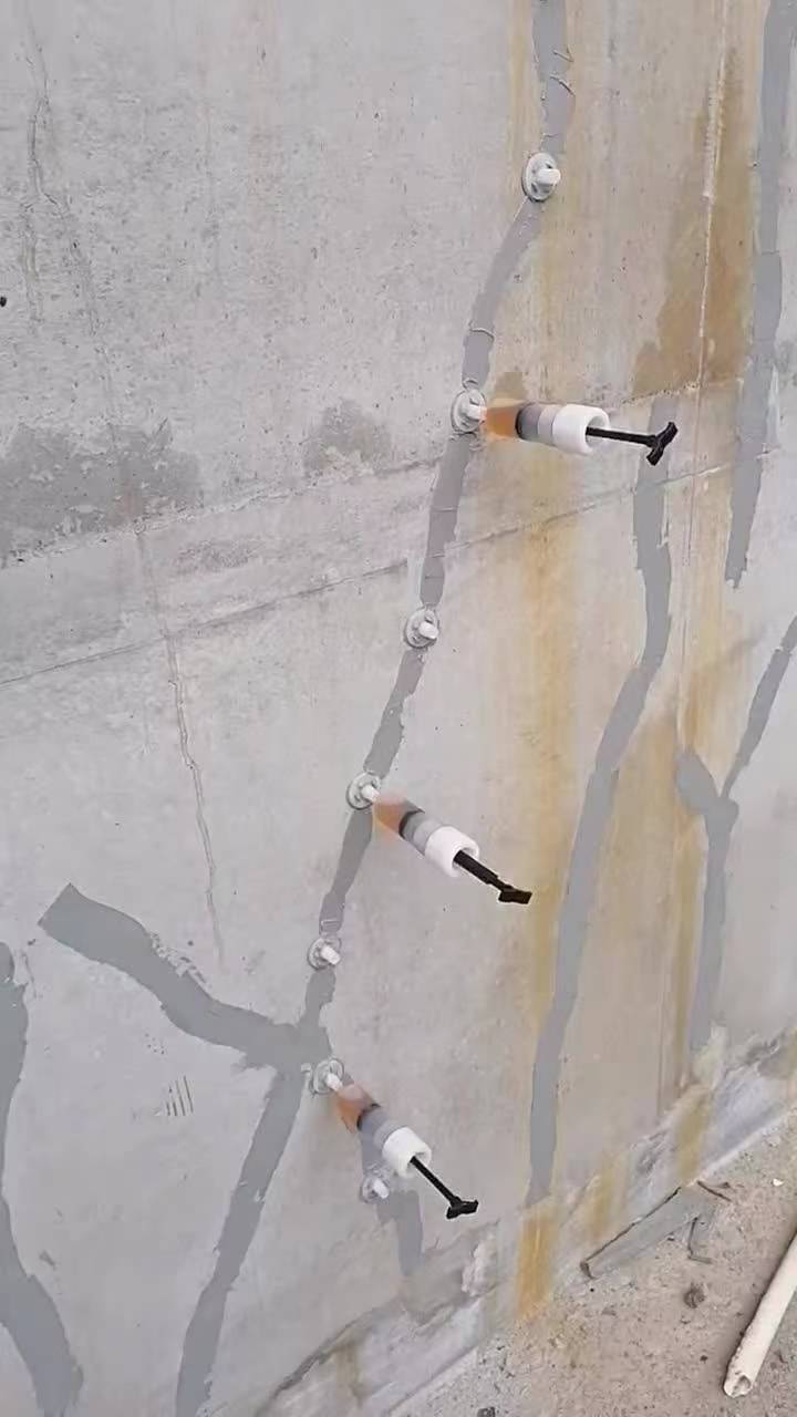齐齐哈尔混凝土开裂的原因